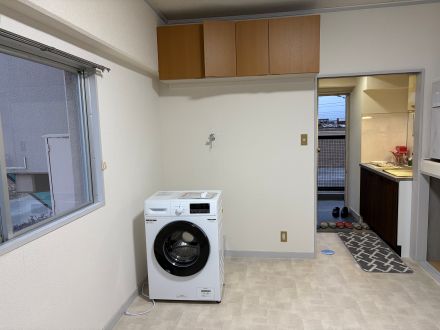 アカディーム内観