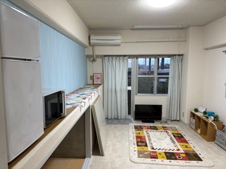 アカディーム内観